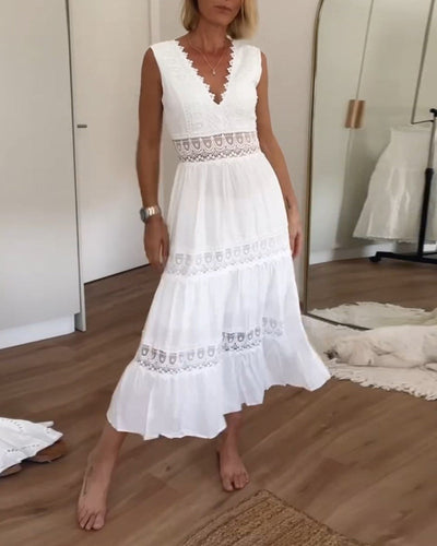 Aurélie™ | Elegancka Sukienka Koronkowa z Dekoltem w Serek
