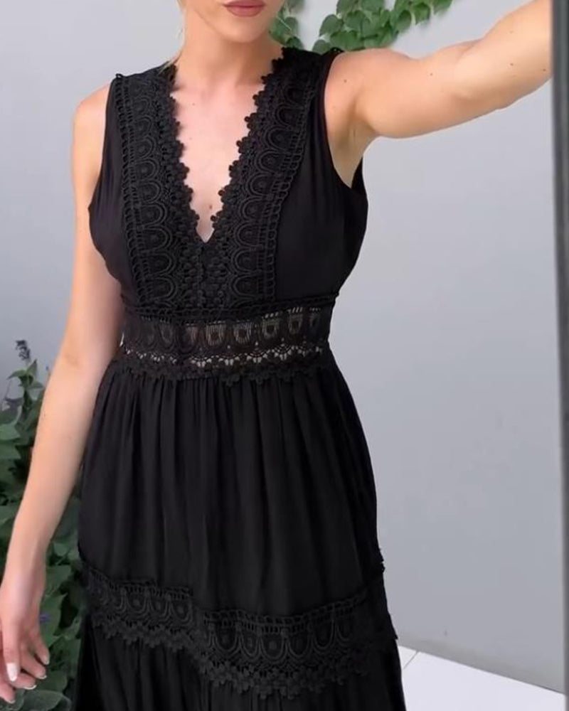 Aurélie™ | Elegancka Sukienka Koronkowa z Dekoltem w Serek