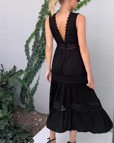 Aurélie™ | Elegancka Sukienka Koronkowa z Dekoltem w Serek